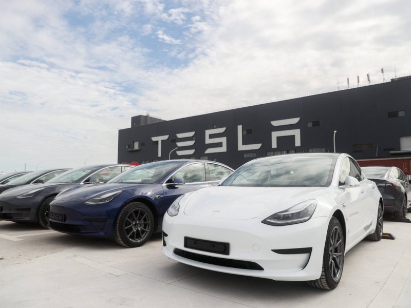 Tesla.jpg