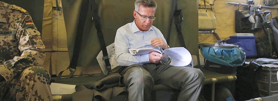 Thomas de Maiziere in Afghanistan--656x240.jpg