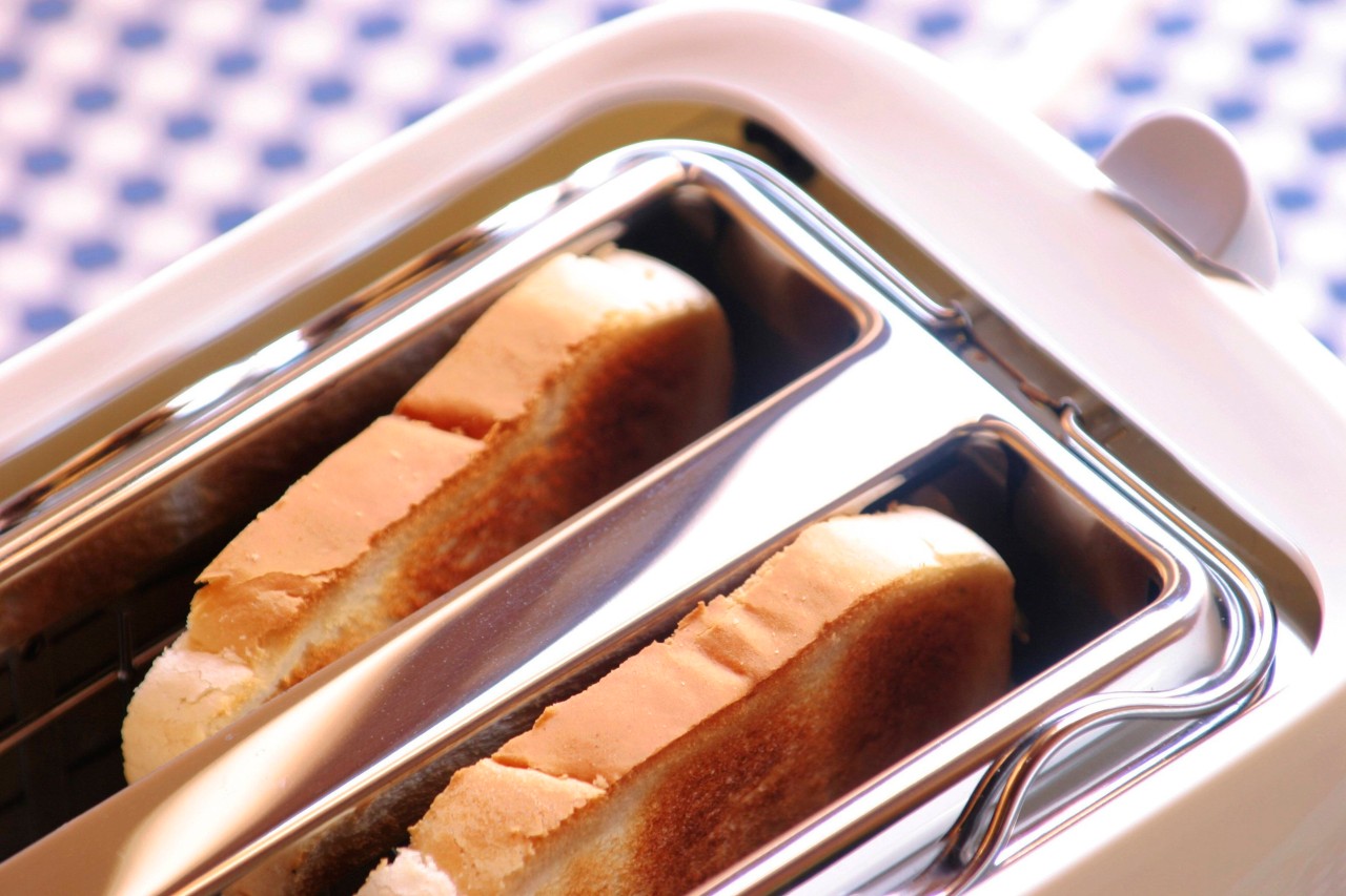 Eine Kaufland-Kundin wollte eigentlich nur ihr Toastbrot genießen. Dann entdeckt sie etwas ekliges. (Symbolfoto)