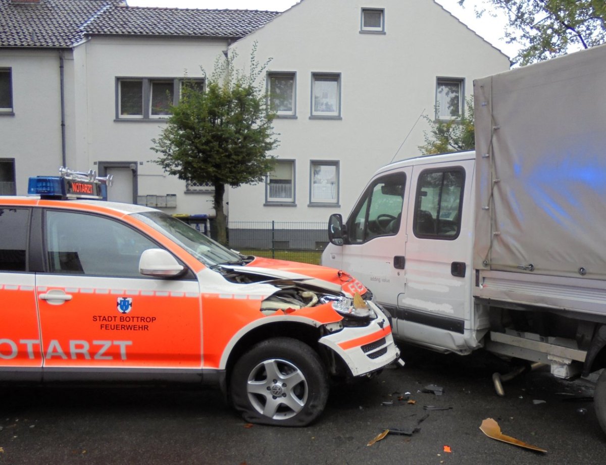 Unfall-Bottrop-Notarzt.jpg