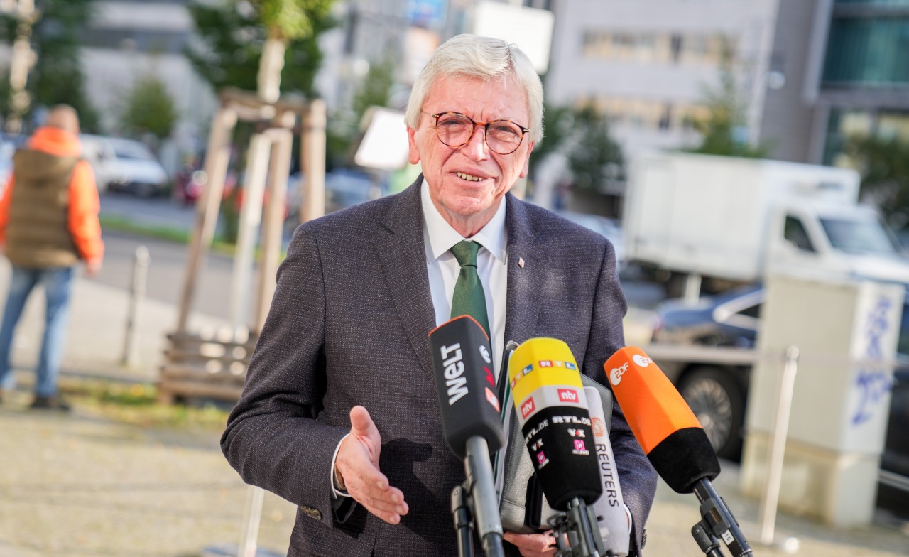 Volker Bouffier ist Ministerpräsident des Landes Hessen.