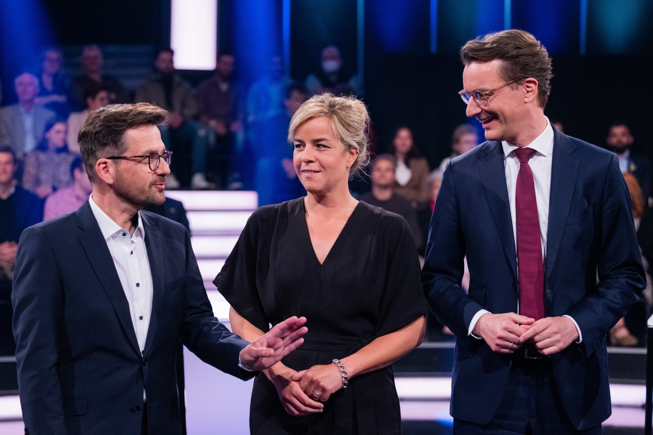 WDR-Wahlarena: Hendrik Wüst, Thomas Kutschaty und Mona Neubaur waren zu Gast, zusammen mit Joachim Stamp und Markus Wagner. 