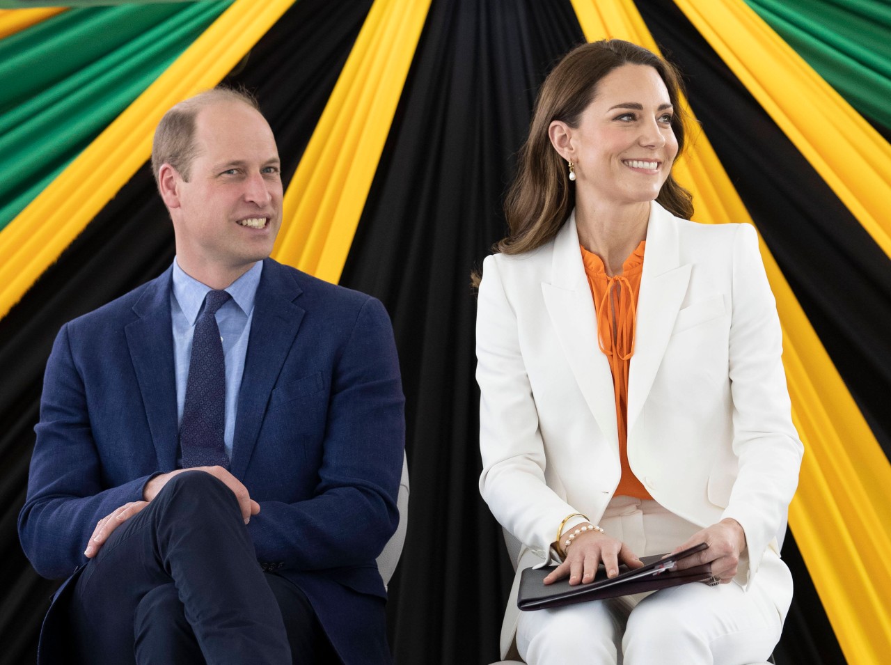 Royals-Paar William und Kate sind in Jamaika. Die Reise ist anders als erwartet. 