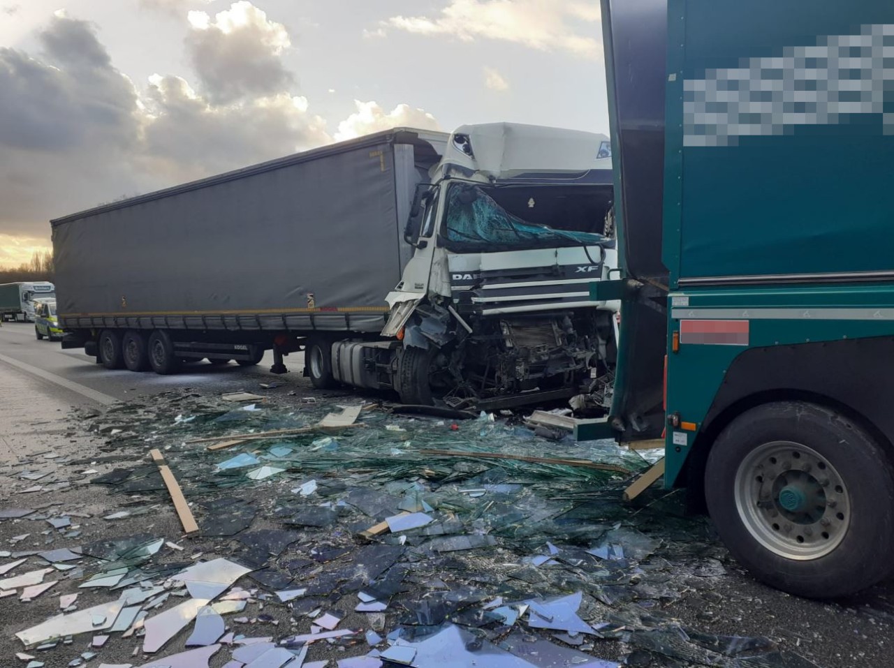 Unfall auf der A1 bei Dortmund. 