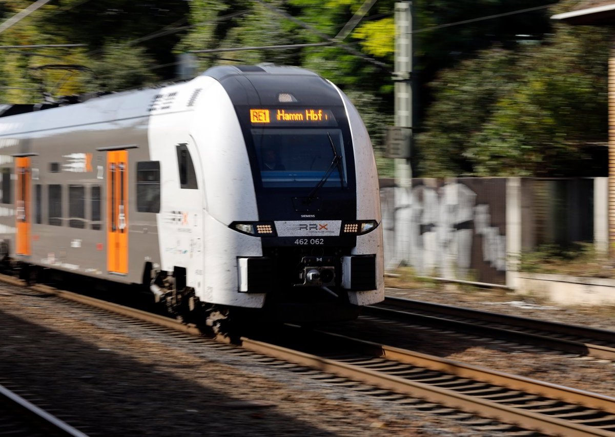 bahn mülheim.jpg