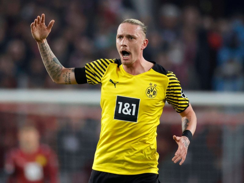 bvb-borussia-dortmund-marius-wolf