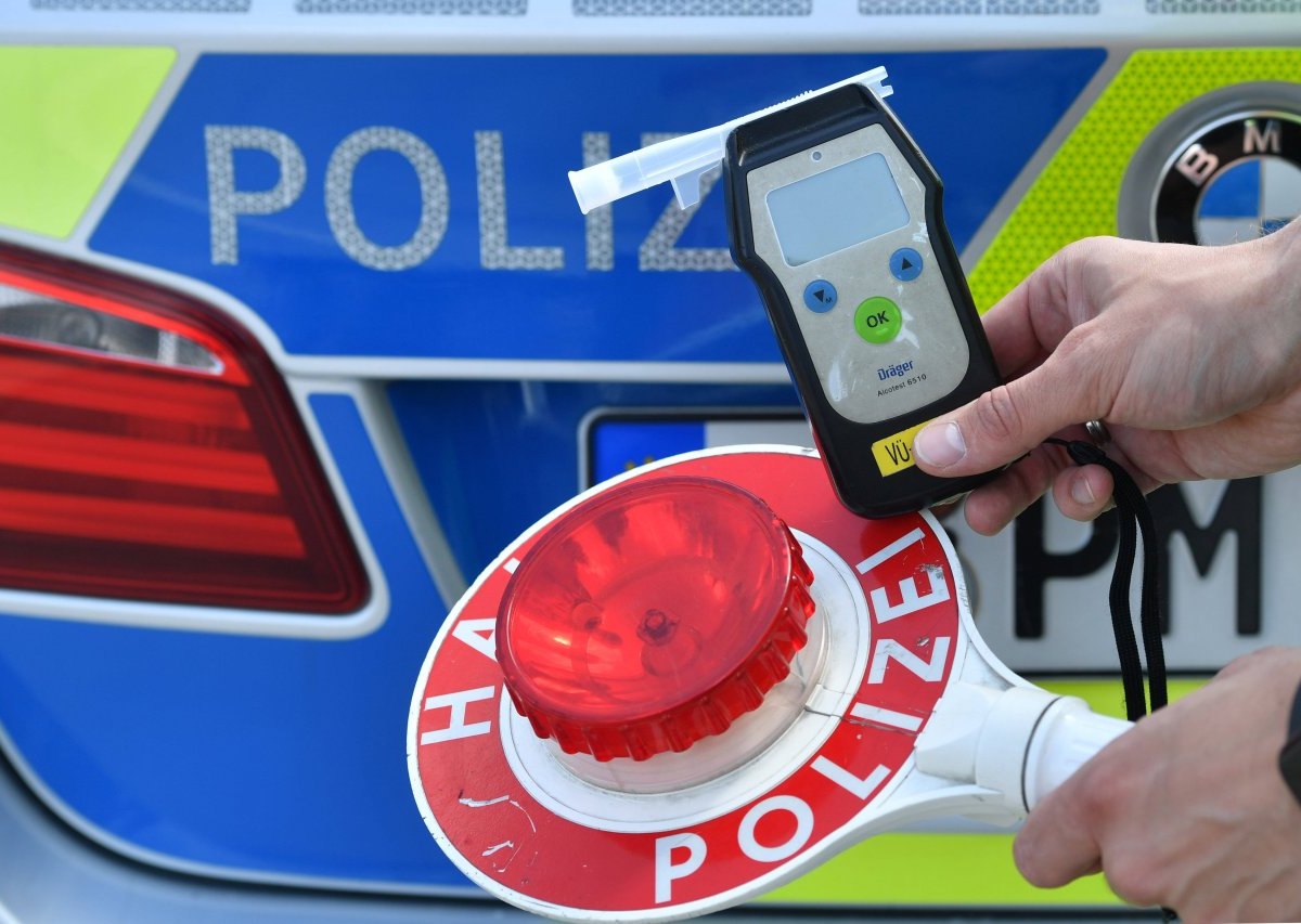 darf die polizei einen alkoholtest durchführen.jpg