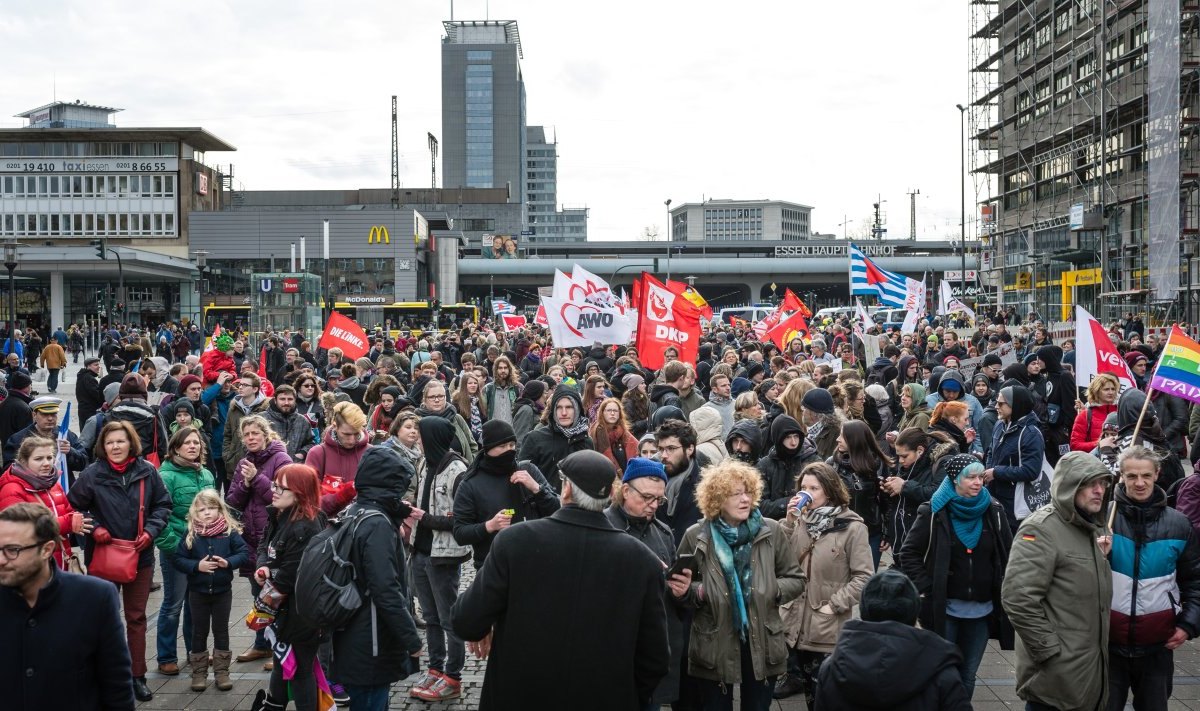 demo-essen-hauptbahnhof.JPG