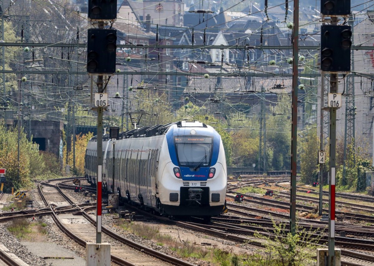 deutsche bahn.jpg