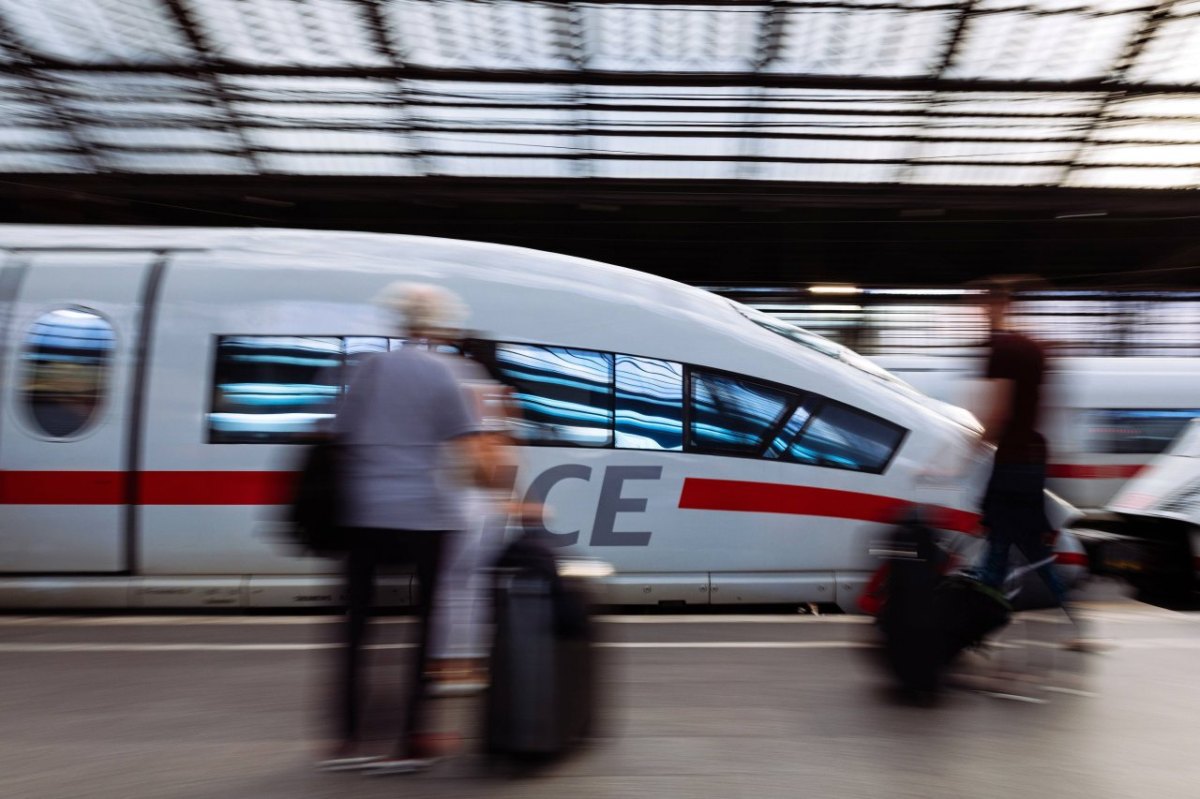 deutsche bahn .jpg