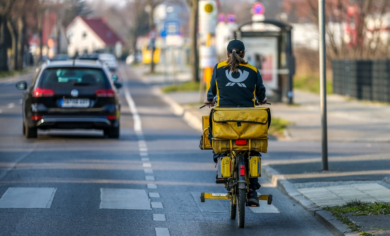 Deutsche Post: Eine Kundin ärgert sich über die Zustellerin, doch auch die Post ist mit einer Sache ihrer Beschwerde nicht einverstanden. (Symbolbild)