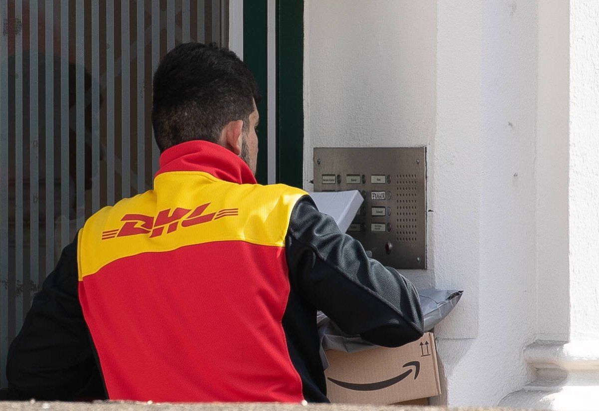 dhl-live-tracking