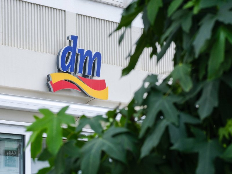dm
