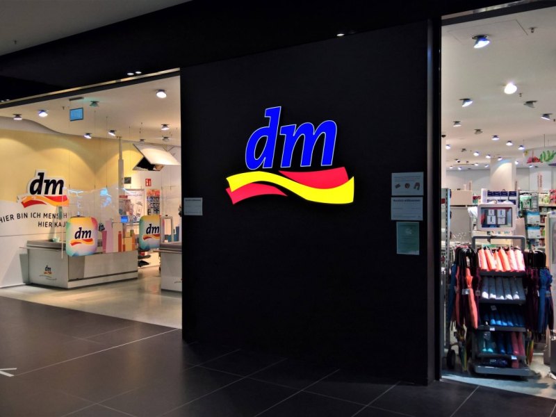 dm