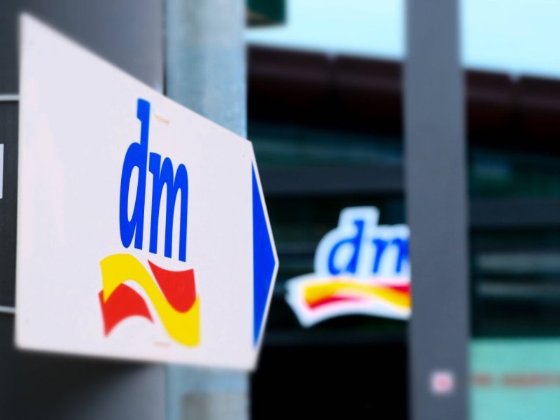 dm logo.jpg