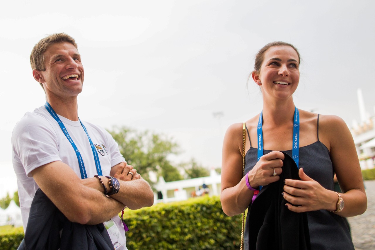 Die zwei Pferdefans: Thomas Müller und seine Frau Lisa beim Weltfest des Pferdesports in Aachen.