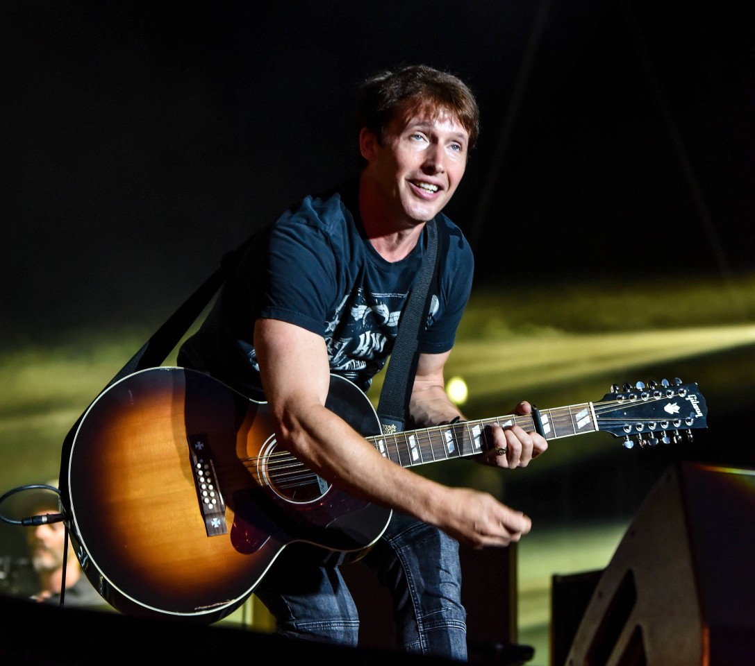 Spaß im Hotelzimmer: James Blunt überraschte Lily Allen mit seinen Sexspielen.