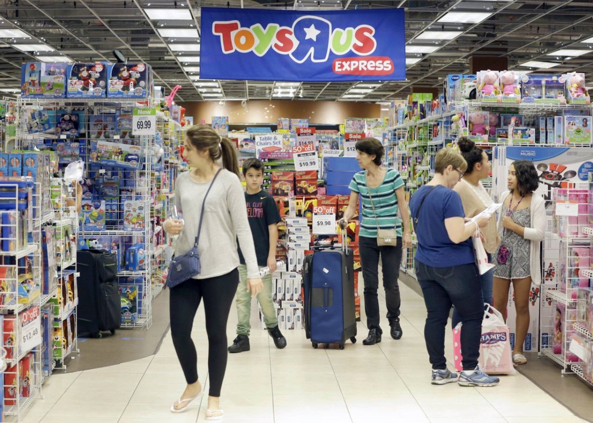 essen-toys-r-us.jpg