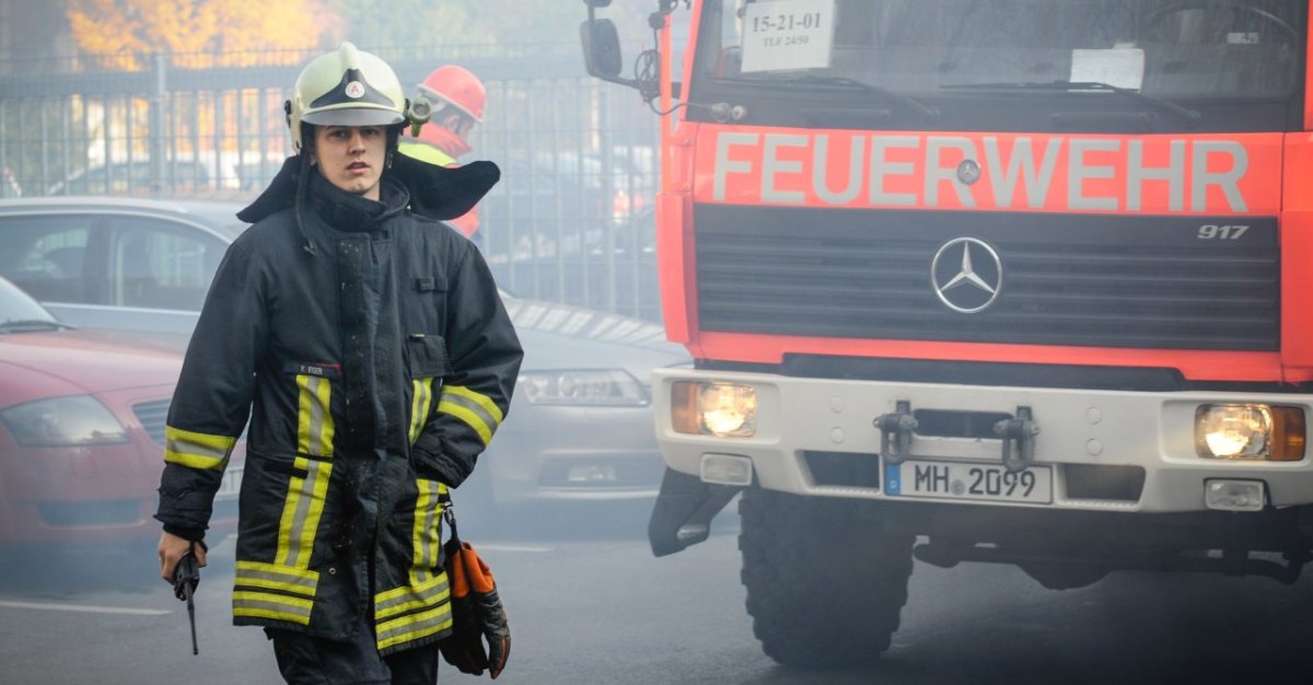 feuerwehr-muelheim-symbol.jpg