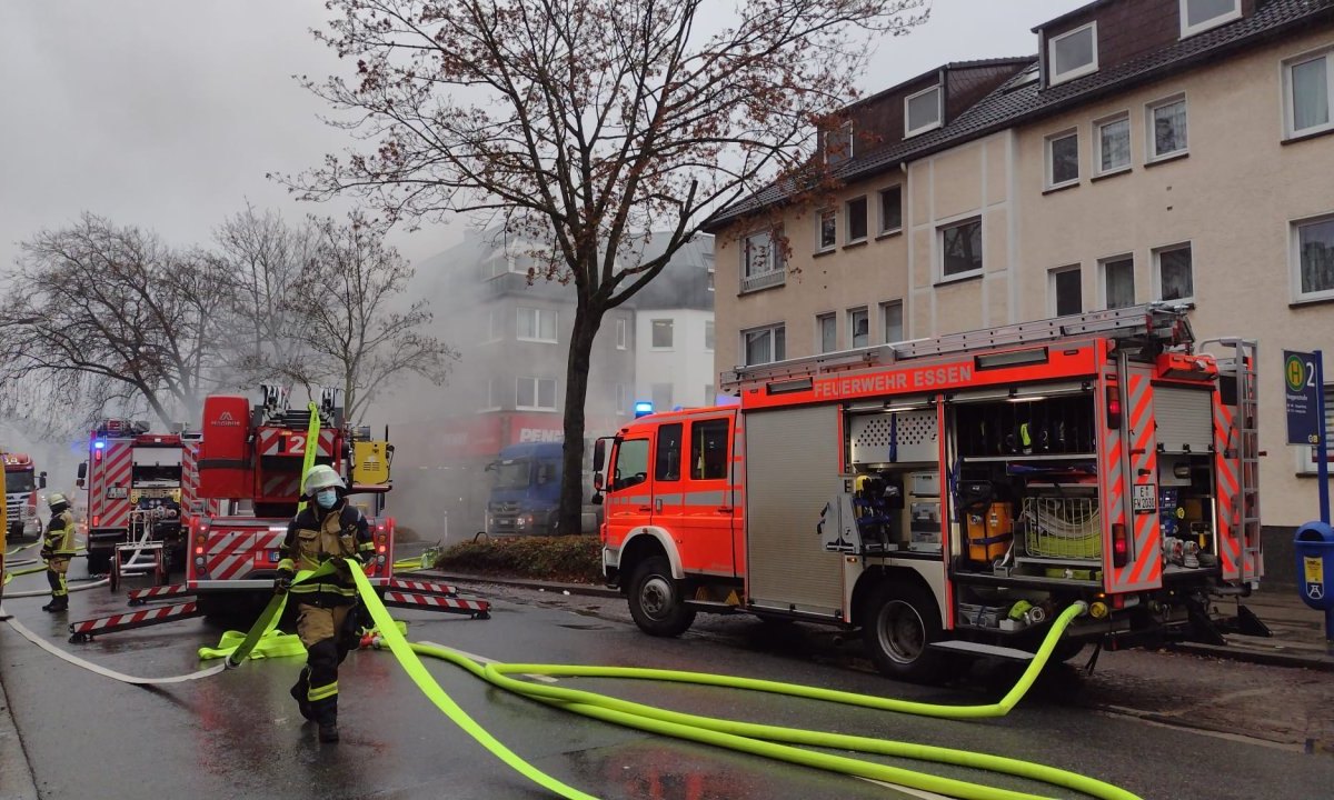 feuerwehr penny essen.JPG