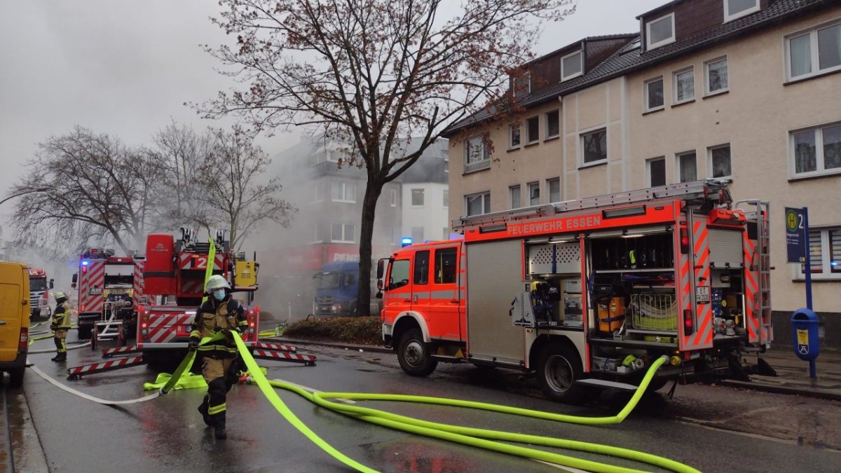 feuerwehr penny essen.JPG