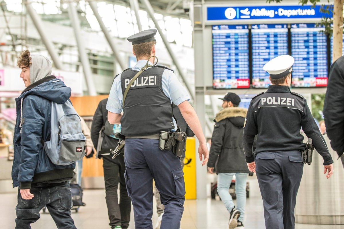 flughafen düsseldorf.JPG