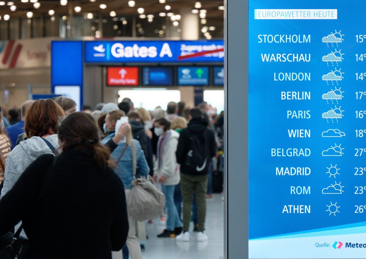 flughafen düsseldorf menschen.jpg