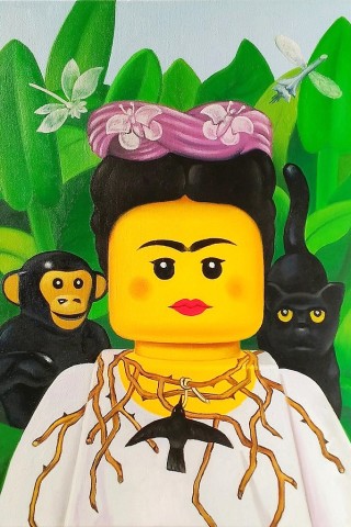 Stefano Bolcatos Lego-Variante von Frida Kahlos „Selbstbildnis mit Dornenhalsband“. 