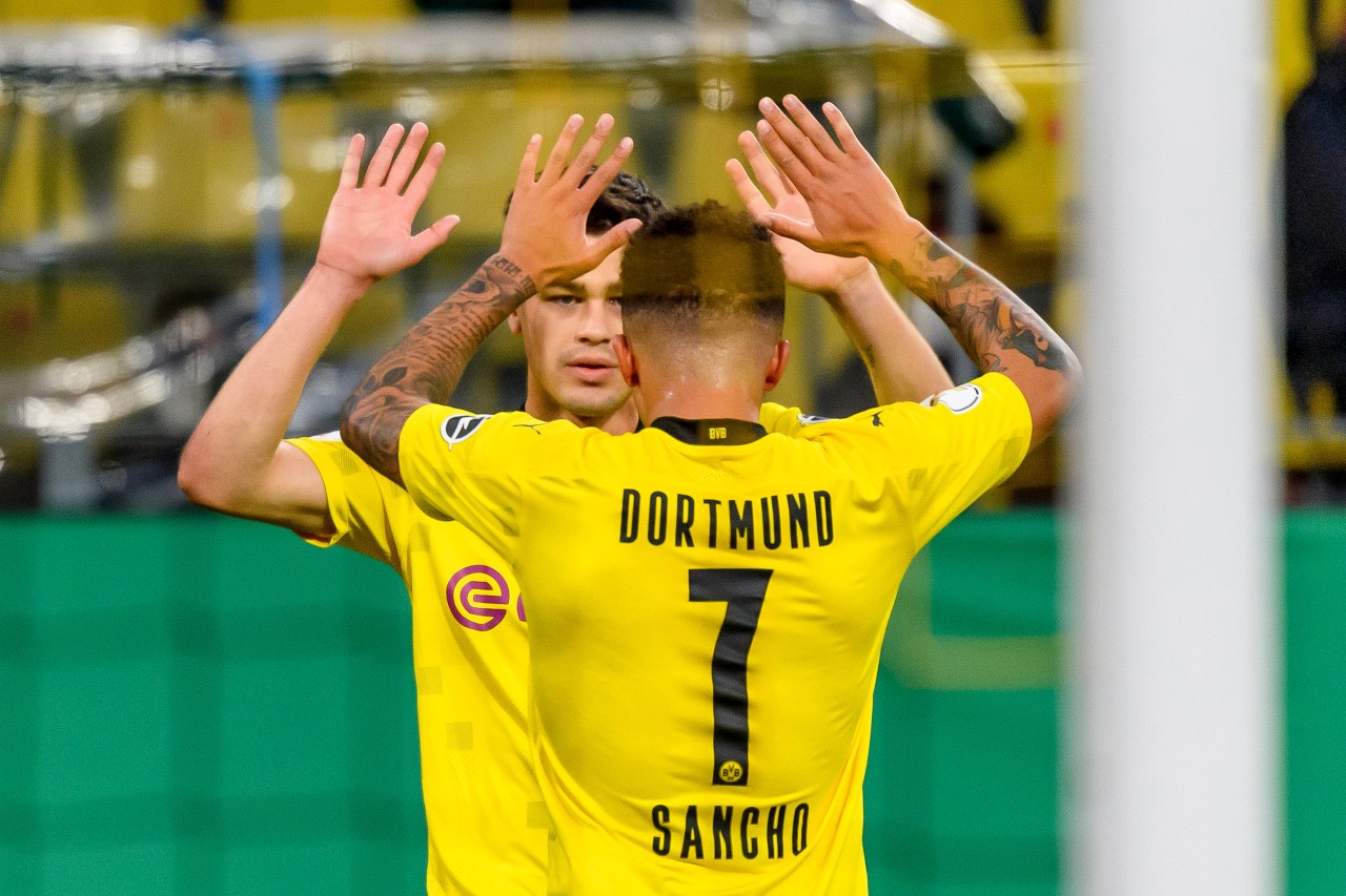 Jadon Sancho ist weg und gibt Reyna seine Nummer 7.