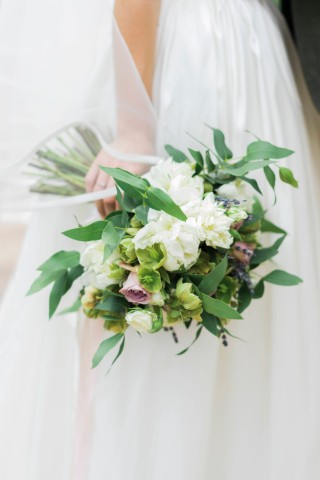 Hochzeit: Eine Braut schließt ihre beste Freundin aus einem irren Grund von der Feier aus. (Symbolbild)