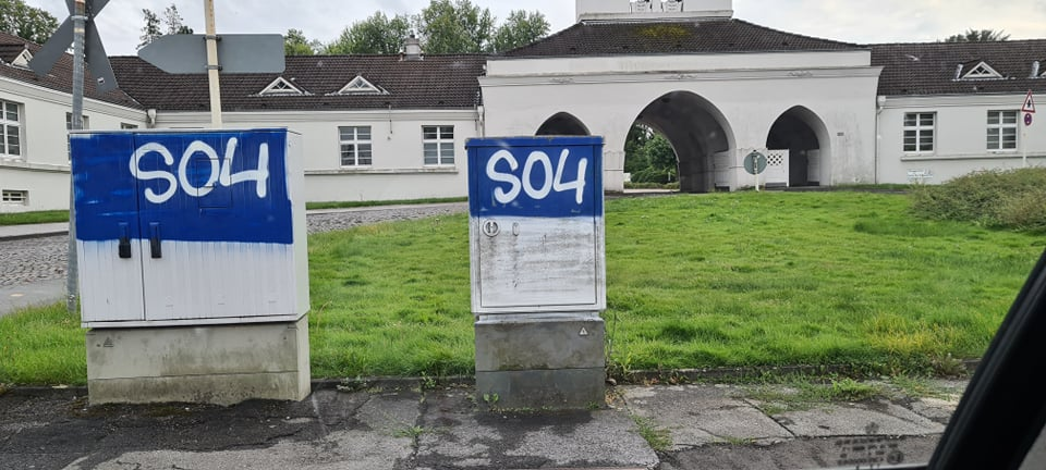 Mühlheim: Anwohner regt sich über dieses Graffiti auf.