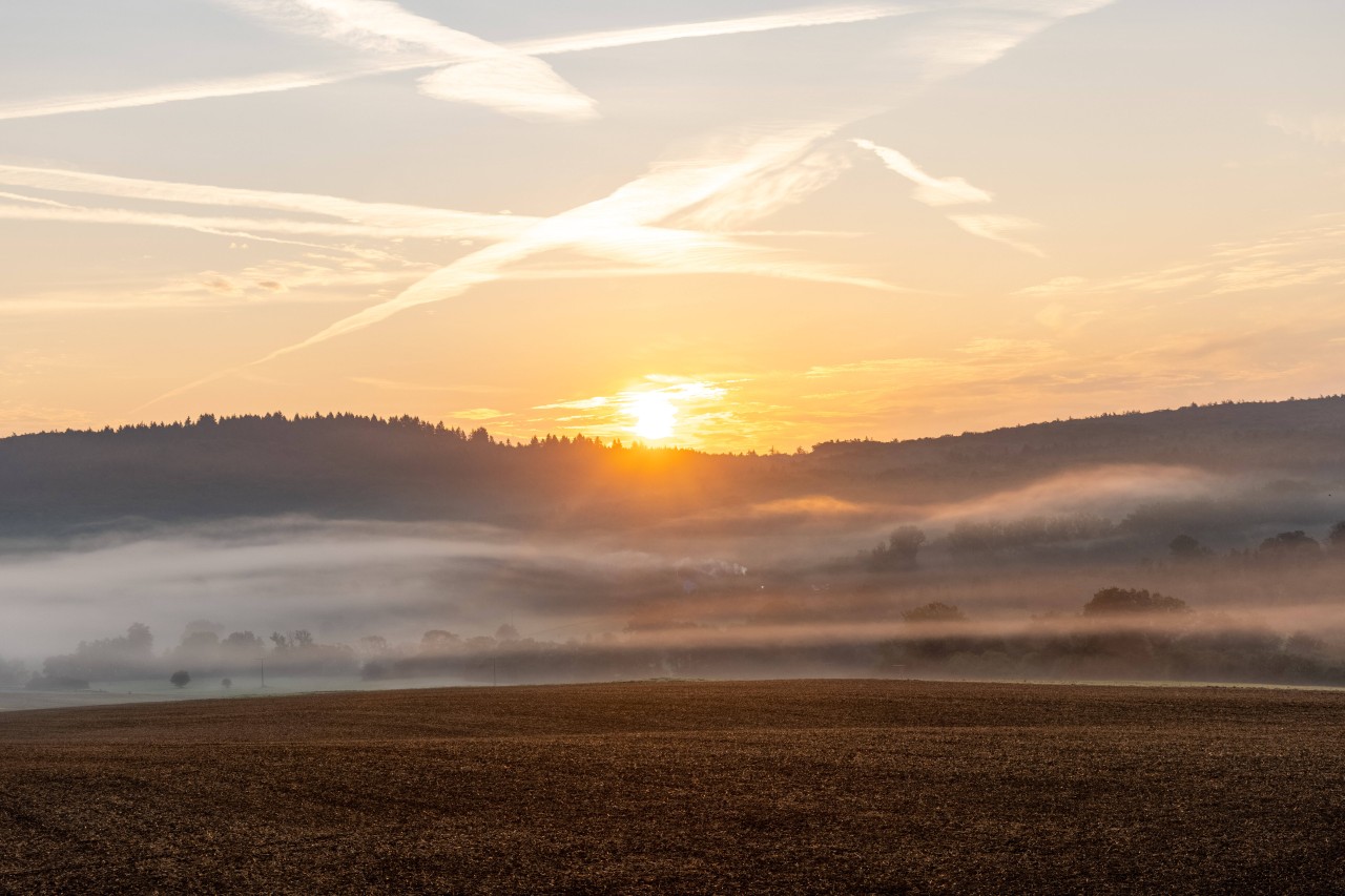 Im Westen zieht auch wieder die Sonne auf. (Symbolbild)