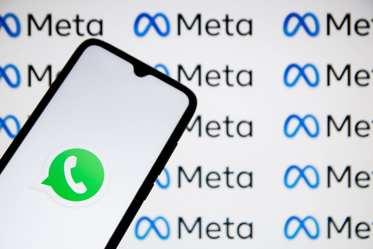 WhatsApp muss einer gerichtlichen Anordnung nachkommen. Das könnte Folgen für die Gruppen-Chats haben. (Symbolbild)