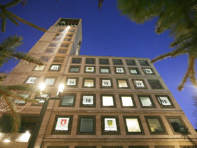 Etwas pragmatischer ging man bei der Fassade des Rathauses in Stuttgart vor.