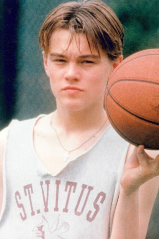 „Jim Carroll – In den Straßen von New York“: In der Verfilmung des autobiografischen Romas von Jim Carrol mimt DiCaprio einen talentierten Basketballspieler, dessen Drogensucht sein Leben beherrscht.