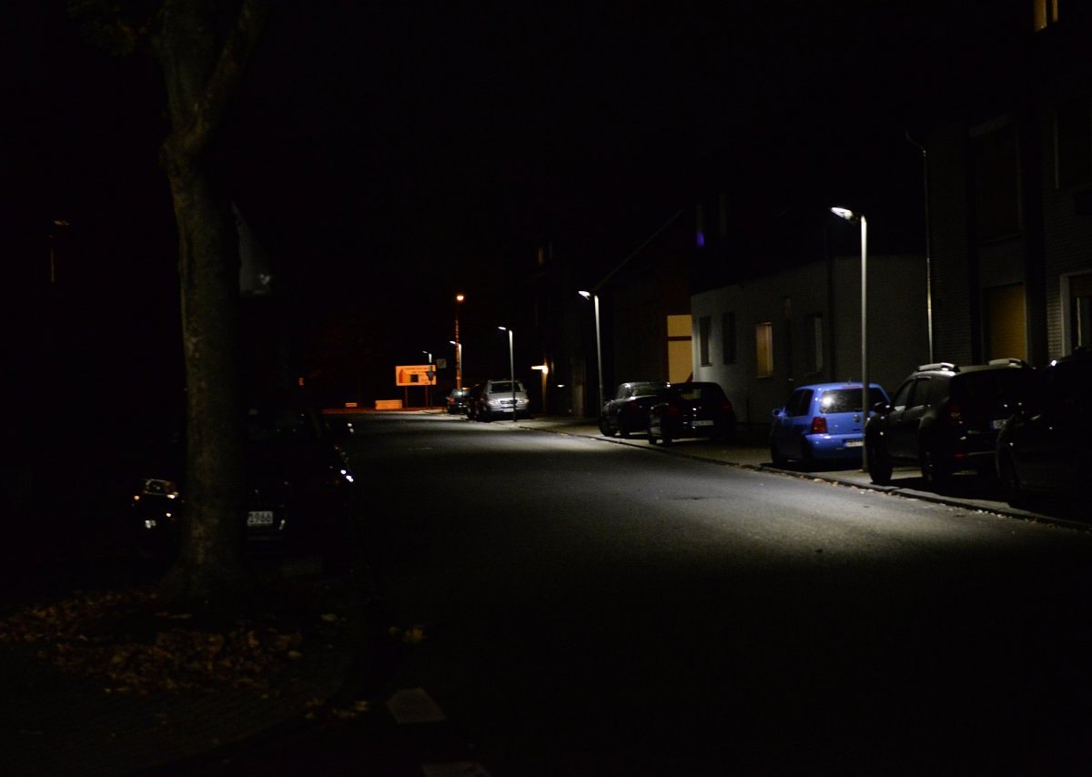 led oberhausen straße nacht dunkel.jpg