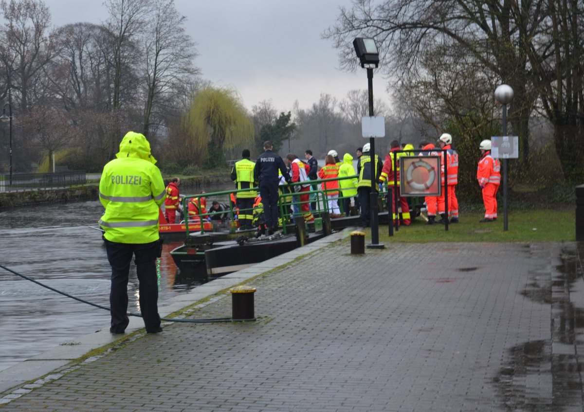 leiche-ruhr-wasserbahnhof.JPG