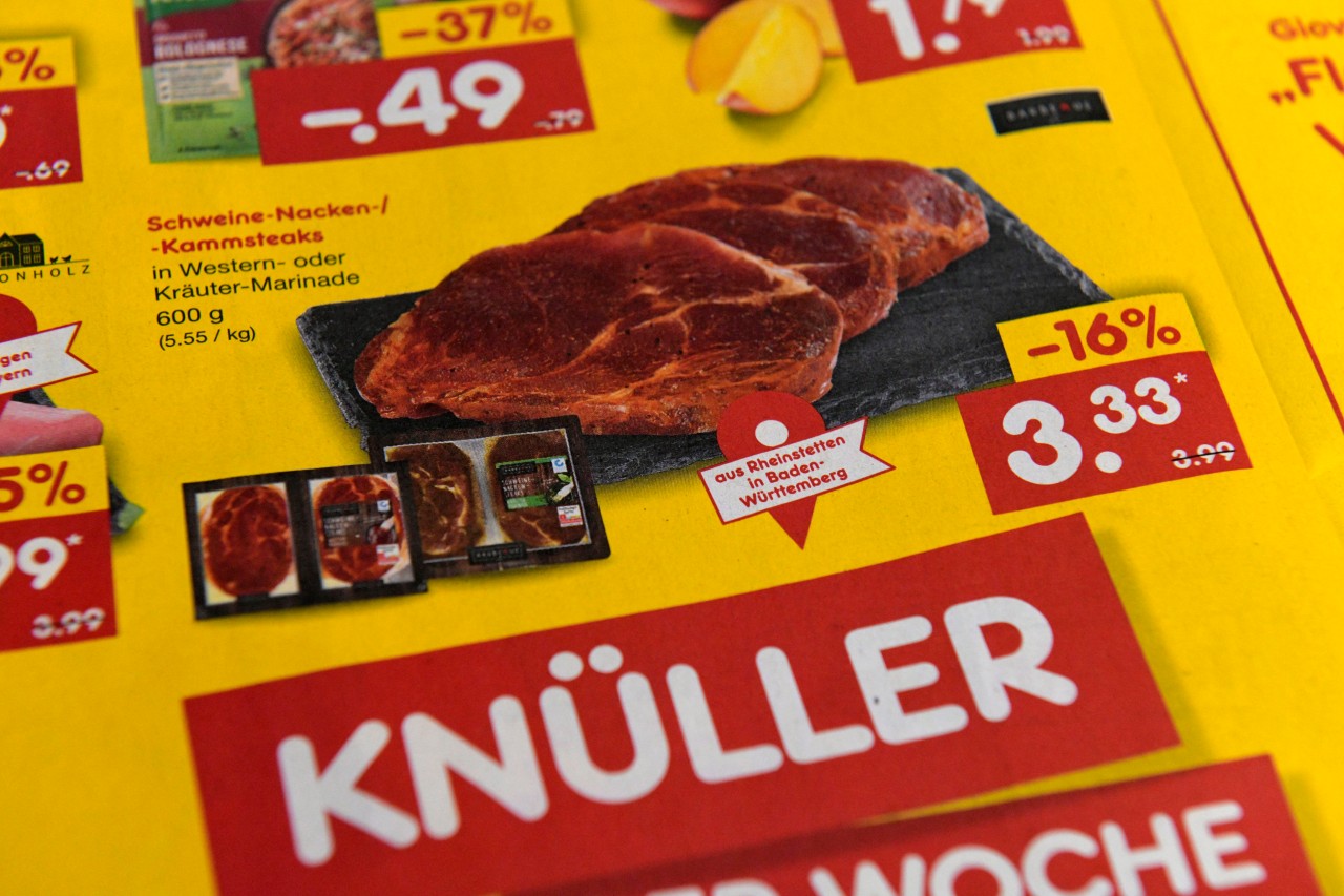 In Sachen Schweinefleisch denkt Lidl um. (Symbolbild)