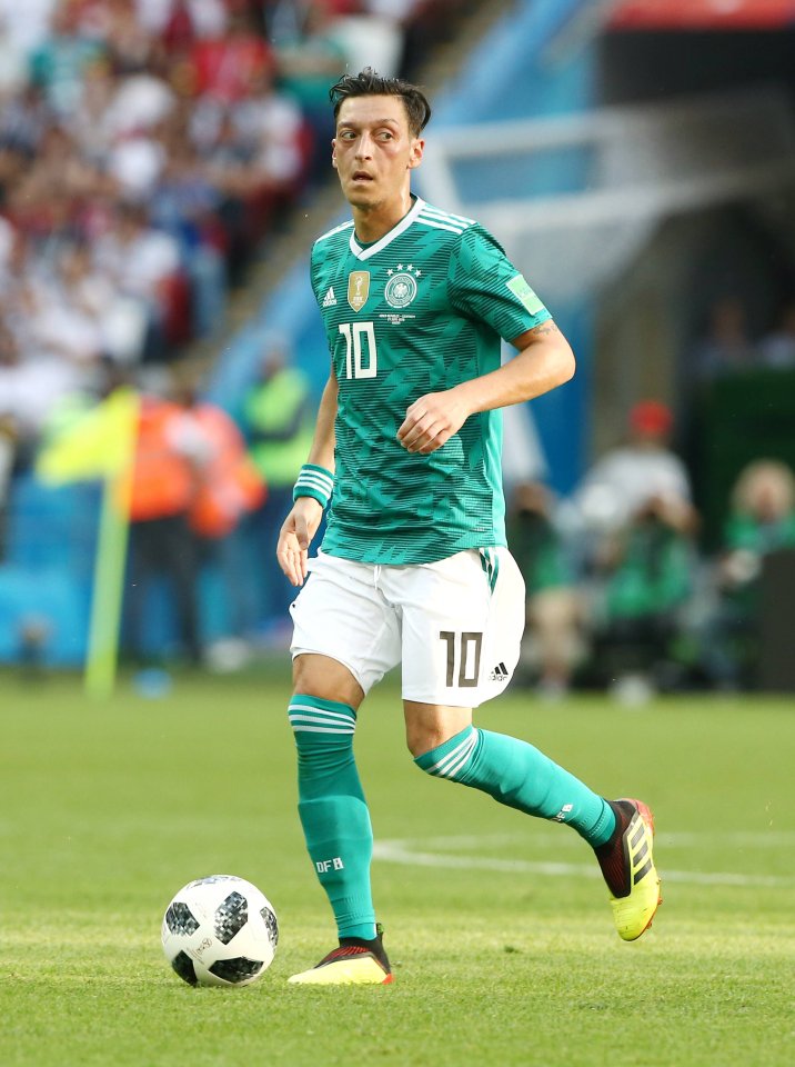 mesut-özil