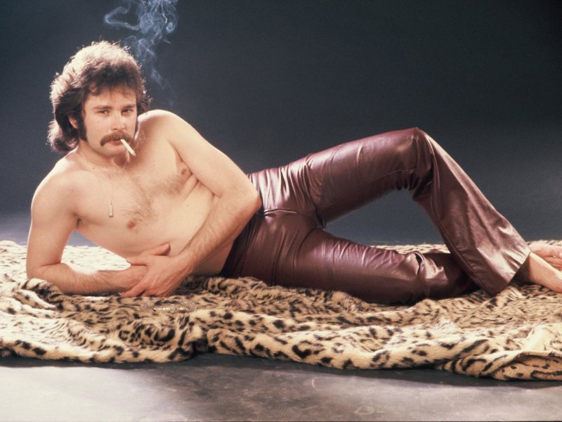 o_02_Pressefoto_WolfgangPetry1977_WAHNSINN_DasMusicalmitdenHitsvonWolfgangPetry_Aufdembrinke.jpg