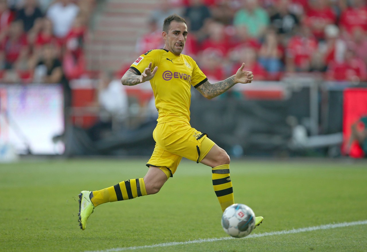 Paco Alcacer trifft auf seinen Ex-Club FC Barcelona.