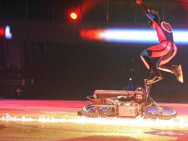 Die Show Speed von Holiday on Ice feiert in der Grugahalle Essen Premiere.Foto: Sebastian Konopka