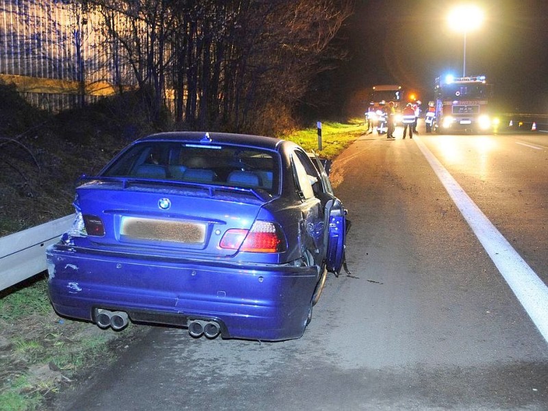 Unfall auf der A2 zwischen Kamen Bergkamen und dem Kamener Kreuz am 31.3. um 22.33 Uhr