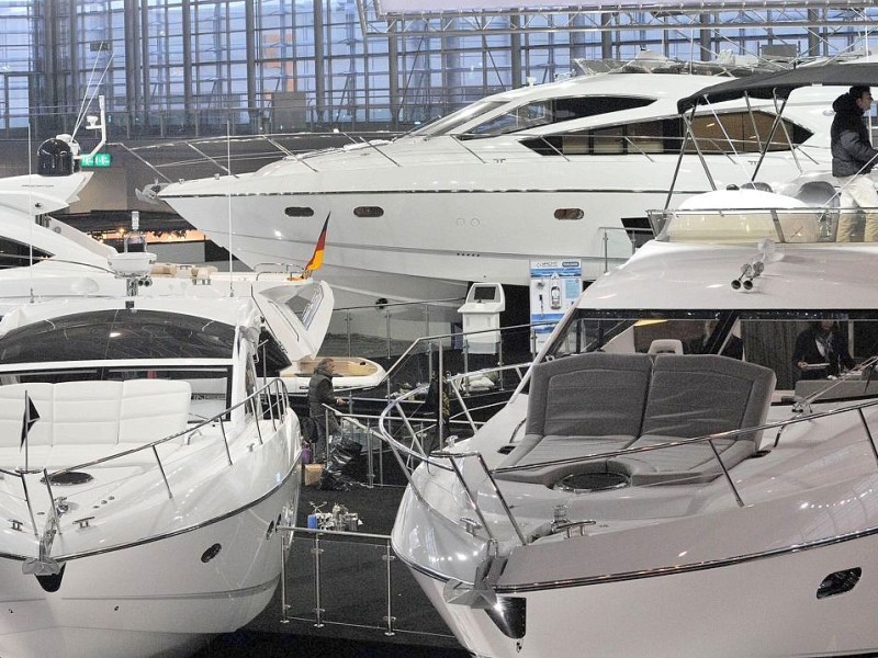 Die weltgrößte Bootsmesse boot eröffnet auf dem Düsseldorfer Messegelände. Vom 21. Januar bis 29. Januar 2012 werden neueste Trend rund um das Thema Wasserport gezeigt.