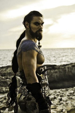 ...lieferte die Kulisse für karge Landschaften, durch die das barbarische Reitervolk der Dothraki unter Führung des Khal Drogo (Jason Momoa) zur Schlacht zieht. Nachdem...