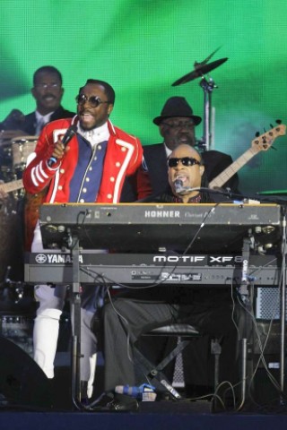 Stevie Wonder performte bei der Jubiläumsshow seinen Welthit Isn't She Lovely.