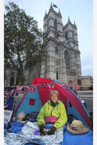 Viele Fans campen seit Tagen in der Mitte Londons.