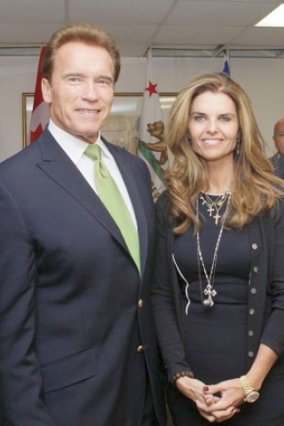 Maria Shriver reichte im Juli 2011 die Scheidung ein, die bis heute noch nicht vollzogen ist.