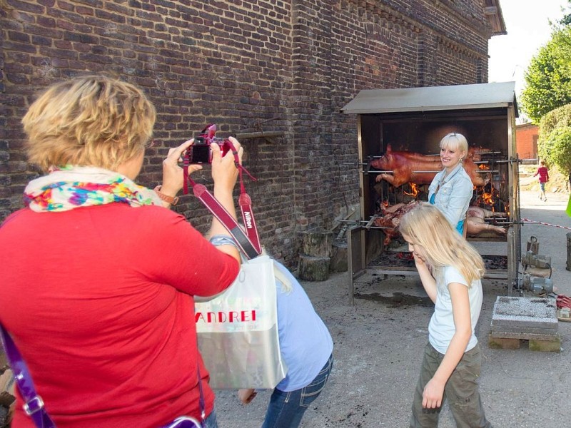 Familie Weber lud auf den Oberschuirshof ein - Foto: Reiner Worm / WAZ FotoPool