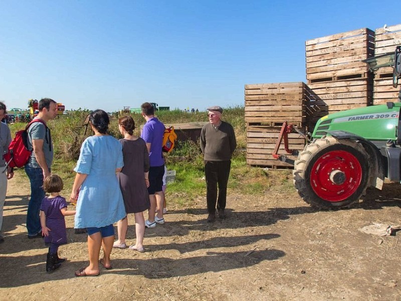 Familie Weber lud auf den Oberschuirshof ein - Foto: Reiner Worm / WAZ FotoPool